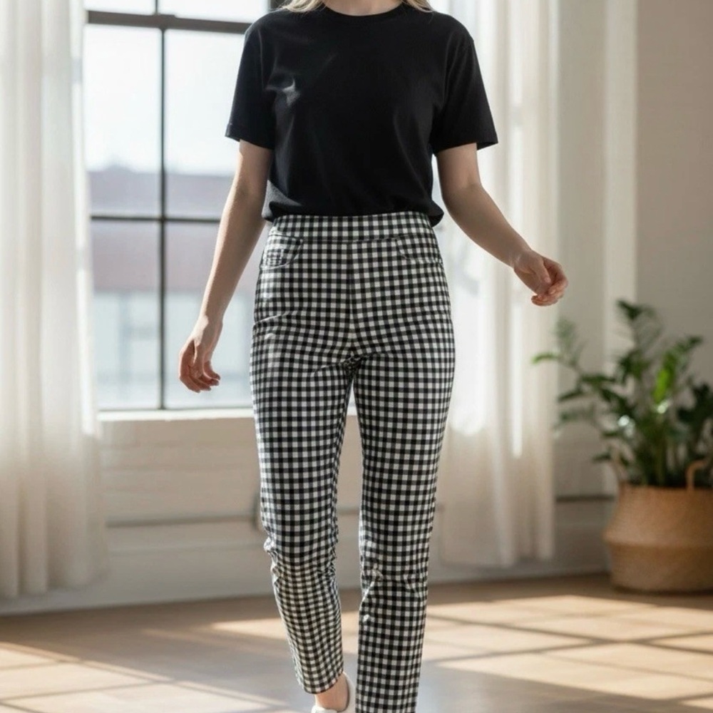 Talbots Monochrome Checkered Cropped Pants